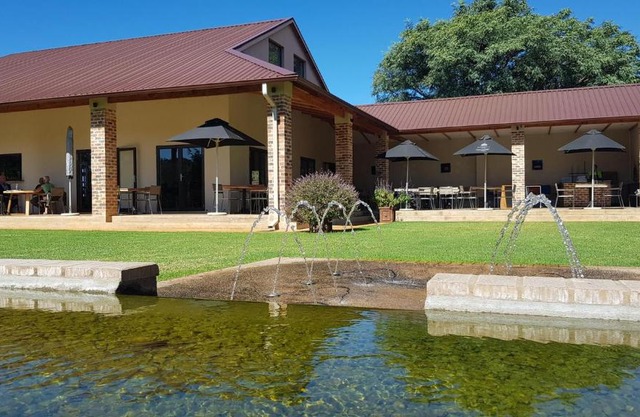 Esther's Country Lodge