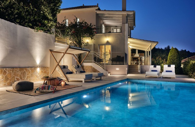 Ether Villa (135sqm, Sea View, Infinity Pool)