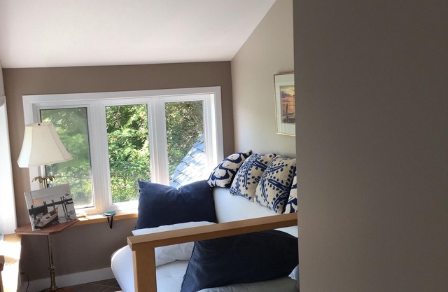 Executive style Cozy living by the Sea Schooner Cove