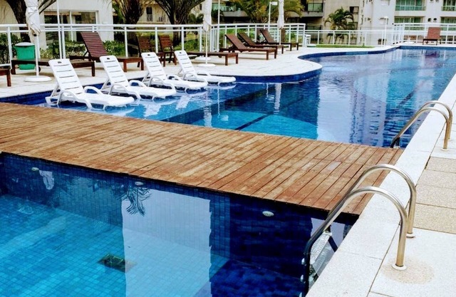 Excellent 4-bedroom apartment with full leisure facilities 50 m from Asturias beach
