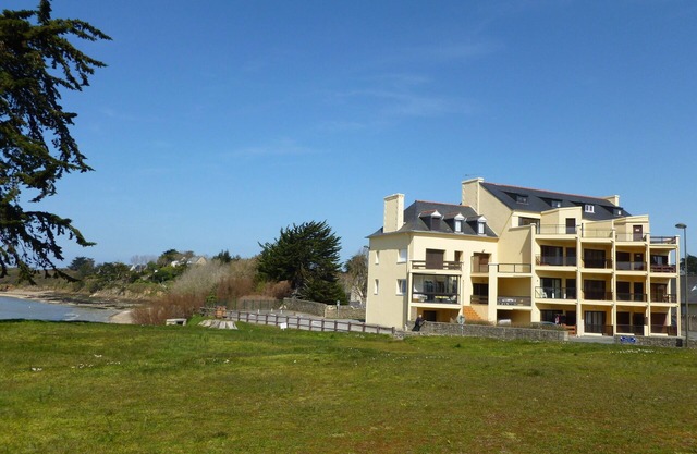 Exceptional apartment by these 2 sea views