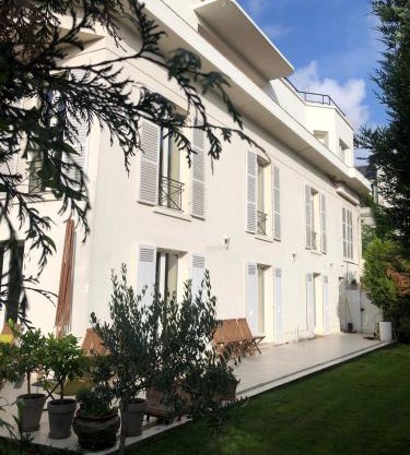 Exceptionnel, 130 m2, vue aérienne sur Paris