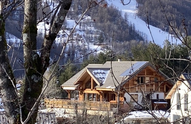 Exceptionnel , Beau Chalet D'habitation à Serre Chevalier