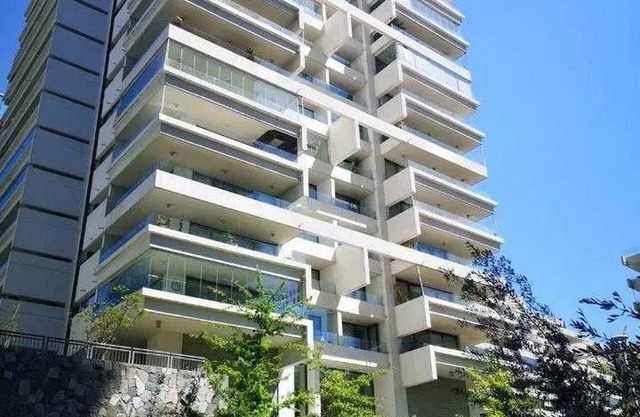 Exclusive Apt Parque San Damián