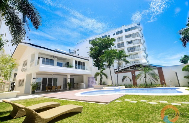 Exclusive Beachfront Villa in Cebu Ideal for Families or Groups