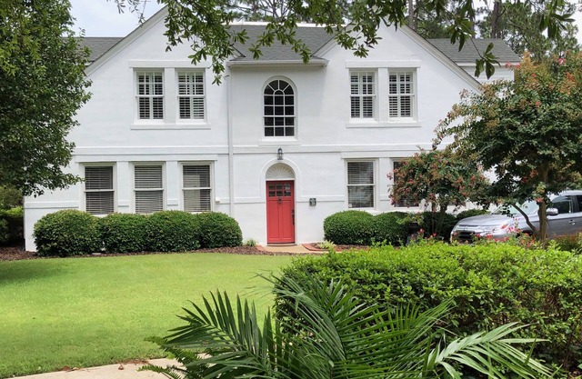 Exclusive Five Star CarriageHouse! Featured in March 2023 PineStraw Magazine!