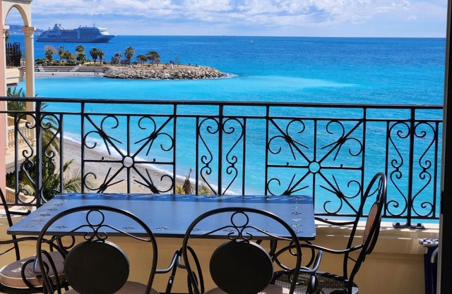 Exclusive Panoramic Sea View in Victoria Beach