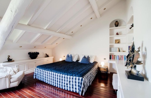Exclusive Penthouse - by MyHomeInComo