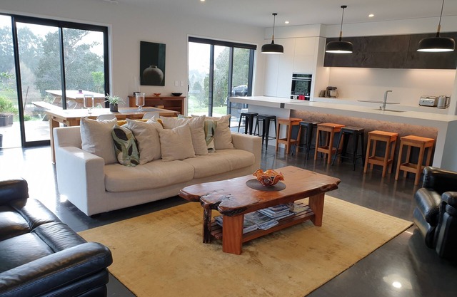 Executive family house, private with stunning rural views close to Lake Rotoura