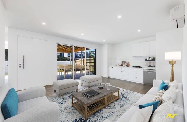 Executive Living by The Bay