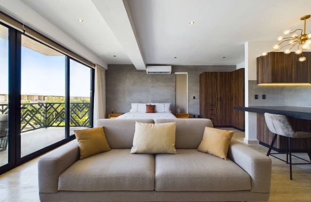 Experience Luxury: Private Plunge Pool, Rooftop Terrace & Fitness Center