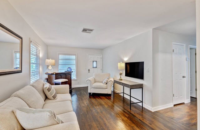 Experience Serene Living: Charming 3/1 Home Walk to New Public Golf Course WPB!"