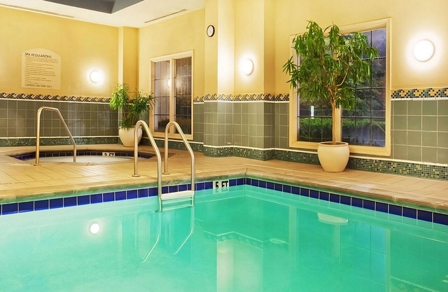 Explore Atlanta! Pet-Friendly Stay! Free Shuttle, Indoor Pool
