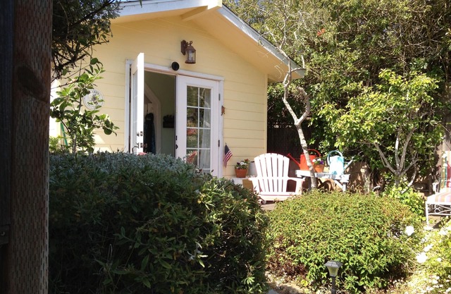 Exquisite Cottage, Private Gardens, Walk To Bay