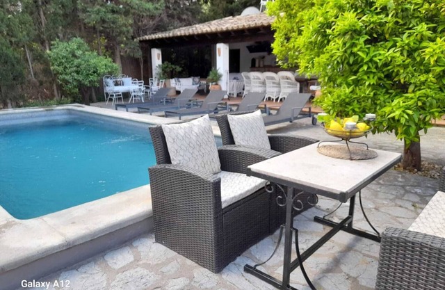 Exquisite Family Villa With Pool, Wifi, SAT TV, and Enchanting Outdoor Garden