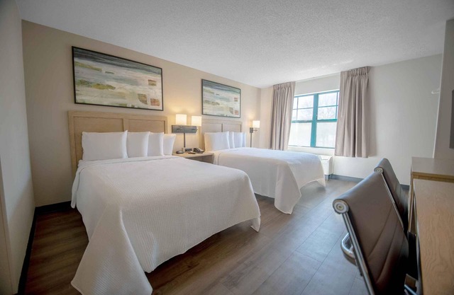 Extended Stay America Suites Phoenix Biltmore