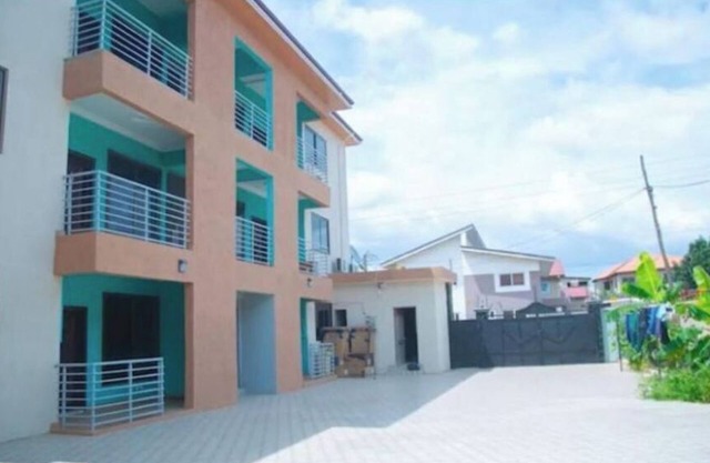 Extended Stay, Tema.