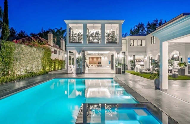 Extravagant Beverly Hills Estate