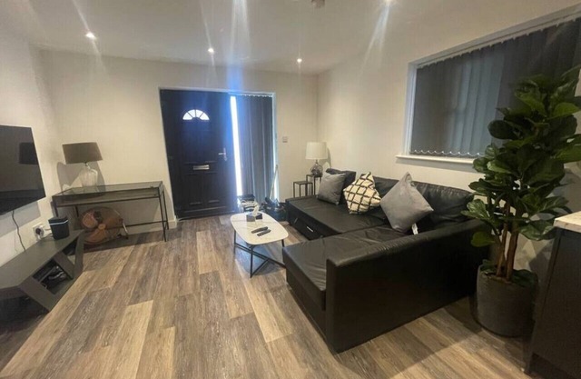 F1 - 175 Newport Road · Newly Built 2 Bedroom Apartment with Free Parking
