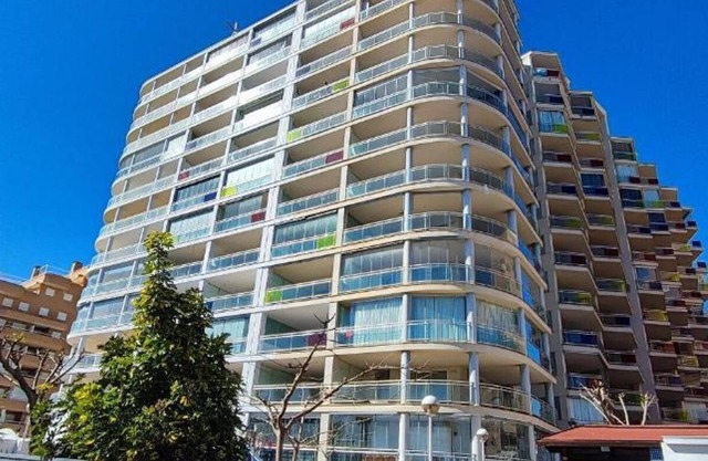 F7 - Mondrian World, Select - ServHouse