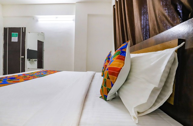 Fabhotel Elite Palm