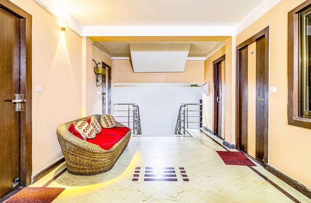 Fabhotel Oasis