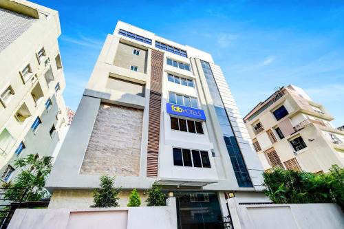 FabHotel Prime Veeraj Suites- Nr Skyview10, Lumbini Avenue, Gachibowli