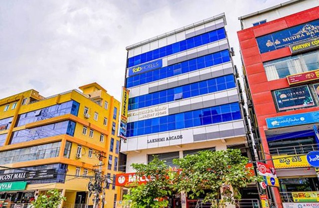Fabhotel Sri Karthikeya Grand