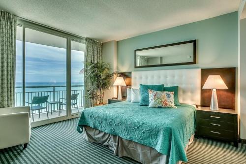 Fabulous Ocean Front Penthouse Condo, OO Resort, 21st Fl