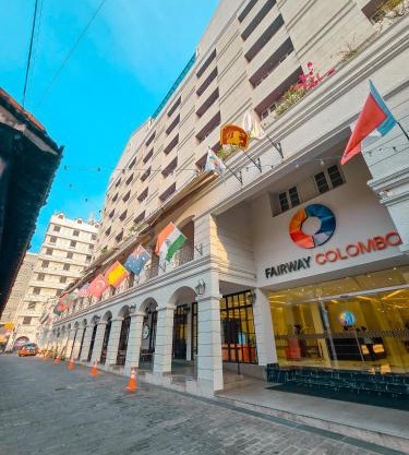 Fairway Colombo - Sri Lanka's First Hotel With Robot Technology