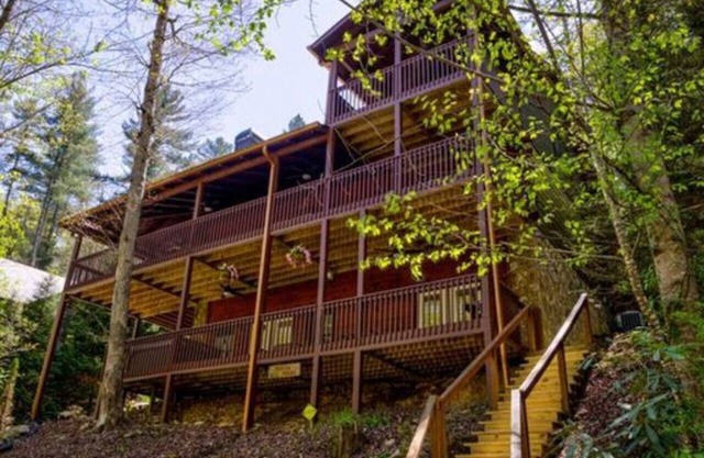 Fall on the Toccoa - Riverfront Fun & Relaxation