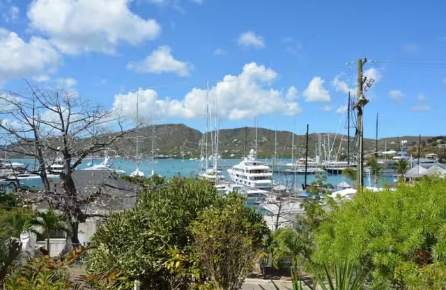 Falmouth Beach D2 lovely ocean view