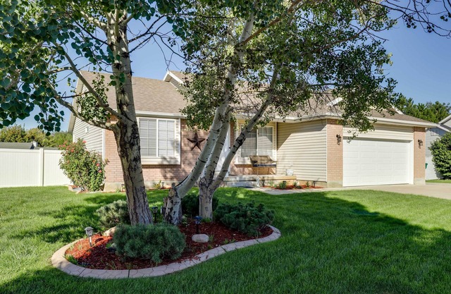Family-Friendly Clearfield Home w/Hot Tub!