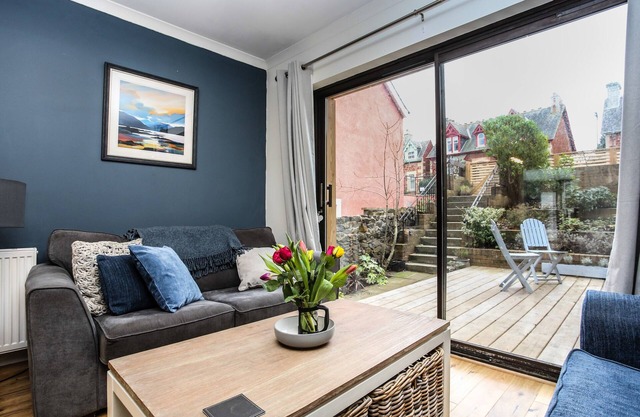 Family-friendly apartment with an attractive garden and private parking.