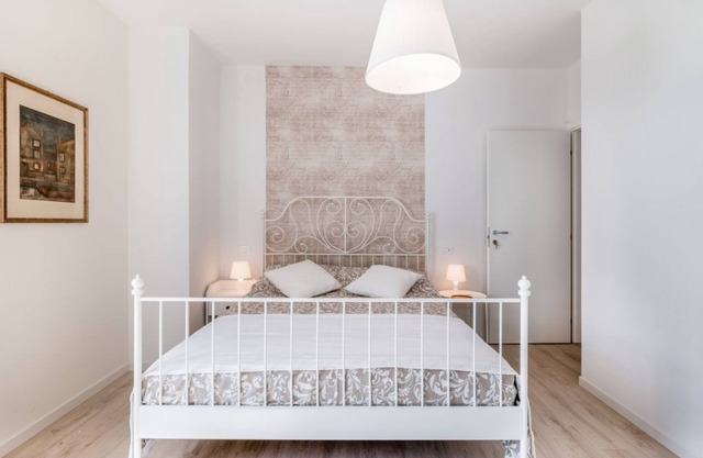 Family & Friends House - Dream Room