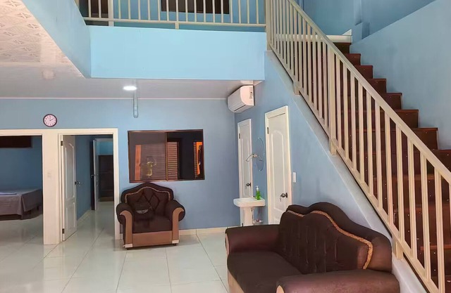 Family Home 8 bedrooms 7 bathrooms in El Transito