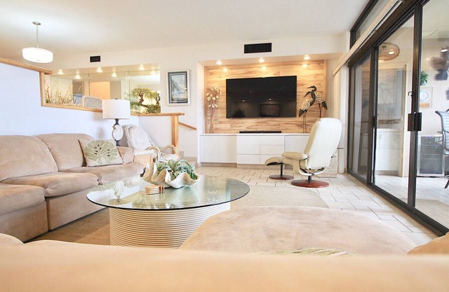 Family Size, Perfect for Couples! Ocean & Golf Views! Owner-Host - Not for Sale
