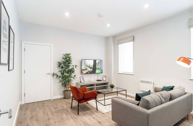 Fantastic 1 Bed Apartment in Waterloo, Liverpool