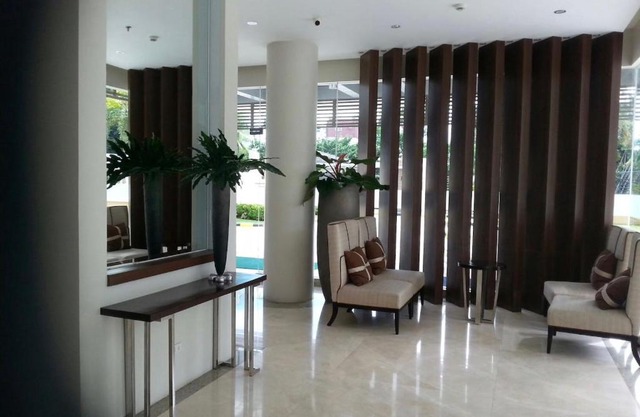 Fantastic Affordable high end condominium heart of the Cebu city