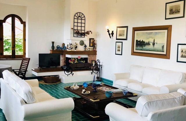 Fantastic seafront villa in front of the sea and the Aeolian Islands