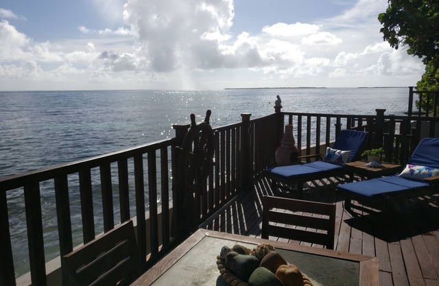 Fantastic Ocean Front Home 5 min walk to Kite Surf Antigua & Jabberwock Beach