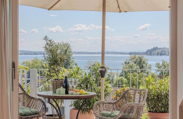 Fantastic view of Lake Constance - Seeapartment Untersee in Gaienhofen