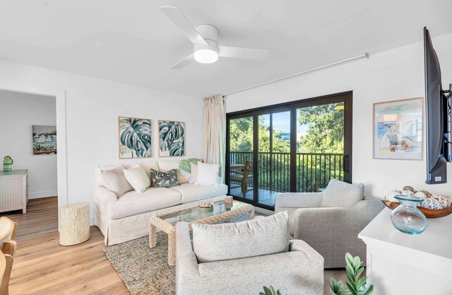 Fantastic Views - Condo W Private Beach Access