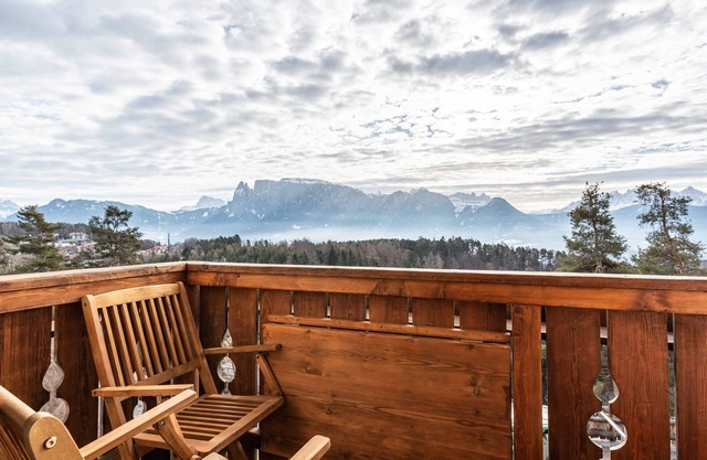 Farm 'Alpin Farm Birke' with Mountain View, Shared Garden and Wi-Fi
