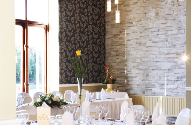 Farmers Kitchen Hotel