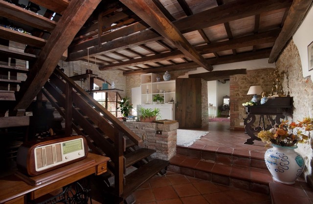 Farmhouse in Val d’Orcia with pool: apartments,cottage,and bed and breakfast