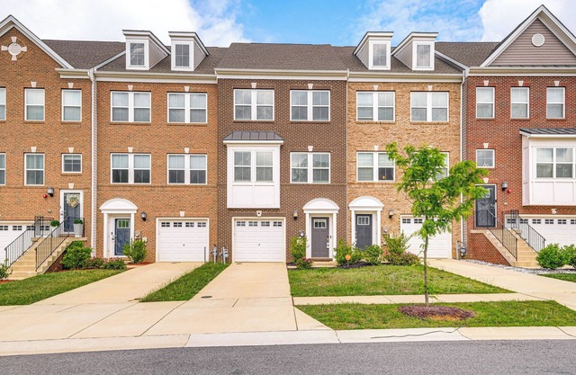 Fenced Yard: Spacious Southern Maryland Townhome!