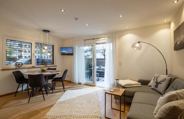 Ferienwohnung "Tiroler Alpenzauber"