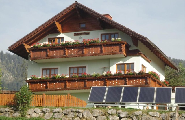 Ferienwohnung Hierzegger