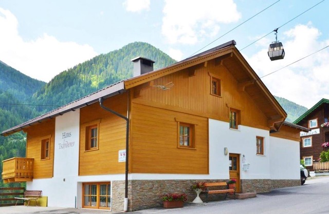 Ferienwohnung in Tiroler Stil